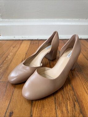 Alex Marie Nude/Taupe Block Heel Pumps